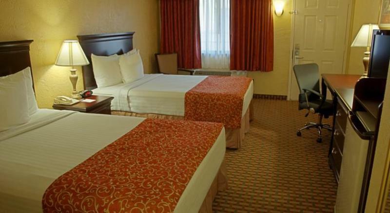 Mai Hana Hotel- Intl Drive, Trademark Collection By Wyndham Williamsburg Bagian luar foto